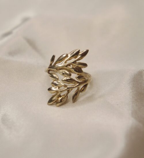 Silver leaf ring